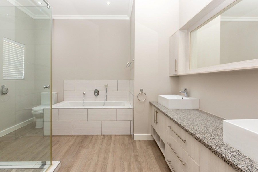 4 Bedroom Property for Sale in Myburgh Park Western Cape